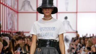 Women at fashion: Πώς η μόδα κάνει πράξη το στόχο της για τη γυναικεία ενδυνάμωση

