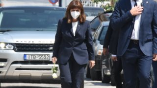 Βασίλης Φιλώρας | Παρούσια της Προέδρου της Δημοκρατίας το τελευταίο αντίο στον 38χρονο εθελοντή πυροσβέστη