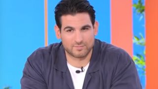 Ετεοκλής Παύλου: "Έχω δει ανθρώπους να ξεσπάνε σε γέλια όταν χτυπάει το πρόσθετο μέλος στο αεροδρόμιο"