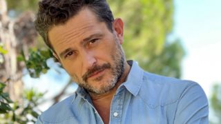 Γιώργος Καραμίχος: &quot;Μεγαλώσαμε – οι περισσότεροι τουλάχιστον – σε σπίτια όπου δεν υπήρχε ειλικρίνεια&quot;