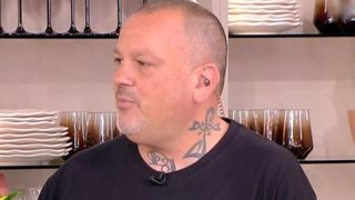 Δημήτρης Σκαρμούτσος: &quot;Τι να κάνω στη &quot;Φάρμα&quot;; Την ντομάτα ή την αγελάδα;&quot;