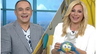 Κατερίνα Καραβάτου &amp; Κρατερός Κατσούλης: Δείτε σπάνιες παιδικές τους φωτογραφίες!