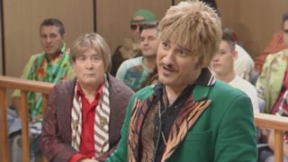 Βασίλης Χαραλαμπόπουλος: Ποιος παίρνει τη θέση του στο κομμωτήριο των «Δέκα Μικρών Μήτσων»;