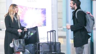 Αθηνά Οικονομάκου - Φίλιππος Μιχόπουλος: Μαζί στο αεροδρόμιο: Φωτογραφίες