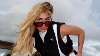 Τέλος τα κατάξανθα μαλλιά για την Κόνι Μεταξά - Η μεγάλη αλλαγή της τραγουδίστριας