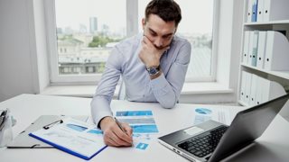 Ποια επαγγέλματα επηρεάζουν την ποιότητα του σπέρματος
: Τι ρόλο παίζει η εργασία στον άντρα;