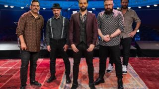 Σπίτι με το MEGA: Preview: Δείτε τους Onirama να ερμηνεύουν το «Αχ να σε ξέχναγα» στη σκηνή του Δημοτικού Θεάτρου Πειραιά