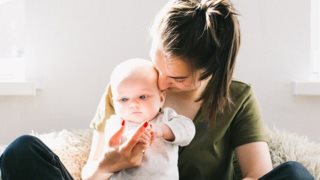 MamaPost by The Mamagers: Για να γεννήσει μια γυναίκα χρειάζεται να ξεμάθει όσα έχει μάθει