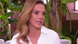 Βάσω Λασκαράκη | Φωτογραφίζει την 8χρονη κόρη της, Έυα Τσιμιτσέλη - Η εκπληκτική ομοιότητά τους