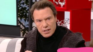 Έξαλλος ο Στράτος Τζώρτζογλου στο &quot;Έλα Χαμογέλα για τις πρόσφατες καταγγελίες
