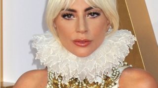 Lady Gaga: H εκκεντρική εμφάνιση της στο red carpet
