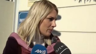 Ντόρα Κουτροκόη: "Δεν ανέβηκα στο γραφείο να αποχαιρετήσω κάποιον, μόνο τη στιλίστρια και τη μακιγιέζ μου"