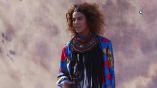 Next Top Model: Ανατροπή: Η αποχώρηση έρχεται νωρίτερα! Plus: Τα νέα παράπονα της Μέγκυ &amp; η Ζενεβιέβ σε ρόλο φωτογράφου