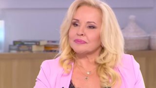 Η αποκάλυψη της Μπέσσυς Αργυράκη: &quot;Είχε υπογράψει συμβόλαιο να εμφανιστεί Eurovision&quot;