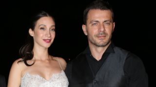 Γιώργος Αγγελόπουλος &amp; Δήμητρα Βαμβακούση | Διάσημες αφίξεις στη δεξίωση του γάμου τους - Φωτογραφίες με Σκορδά, Βαλαβάνη &amp; Βασάλο