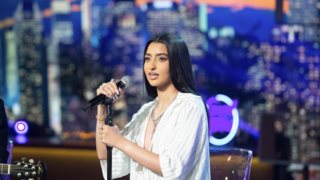 Λύγισε η Αναστασία στον αέρα του "The 2Night Show"