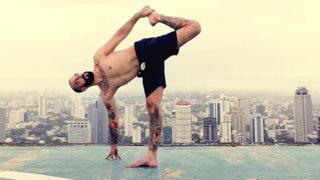 Ασκήσεις γιόγκα για ευλυγισία, αντοχή και τόνωση του μυϊκού συστήματος
: Μάθε πώς μερικές ασάνες μπορούν να μεταμορφωθούν σε μια πλήρη προπόνηση