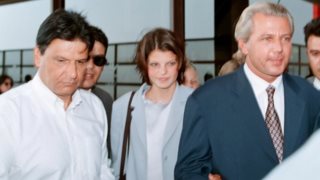 Το μεγάλο παράπονο του αείμνηστου Μανθεάκη από την Αθηνά Ωνάση: Ούτε ένα ευρώ για τον καρκίνο της γυναίκας του