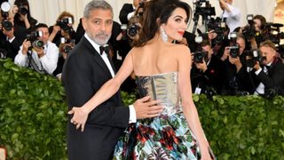 Amal &amp; George Clooney: Οι πρώτες φωτογραφίες των διδύμων!
