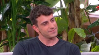 Ο Αλέξανδρος Σκουρλέτης πρώτη φορά στην Ελένη Μενεγάκη