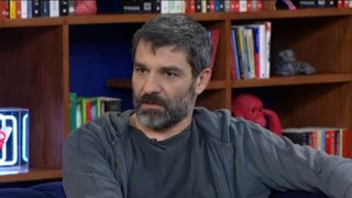 O Πέτρος Λαγούτης μιλά για την αλλαγή που έχει συμβεί πια στη σχέση του με τη Μυρτώ Αλικάκη