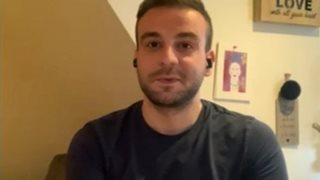 MasterChef | Ηλία Καζιόλι: «Ο Σταυρής είπε πως αν μπω στο σπίτι θα με μπιπ μπιπ… Εγώ του είπα αν μπορεί, να κατέβει κάτω και να το κάνει»