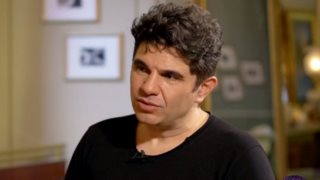 Νίκος Κουρκούλης: "Κάποια άτομα του χώρου μυρίζουν ναφθαλίνη"