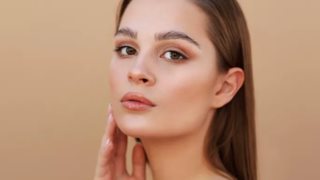 Πώς πέτυχα τα πιο άμεσα αποτελέσματα ανανέωσης του δέρματός μου πριν τις γιορτές