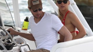 Enrique Iglesias &amp; Anna Kournikova
: Απέκτησαν δίδυμα!