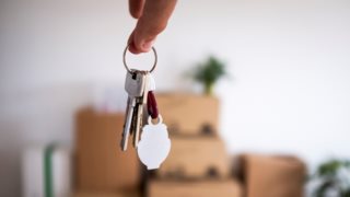 Επενδύσεις 2,5 δισ. ευρώ στα νότια προάστια εκτοξεύουν τη ζήτηση ακινήτων