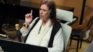 Famagusta | Η Μαρία Φαραντούρη ερμηνεύει το τραγούδι των τίτλων