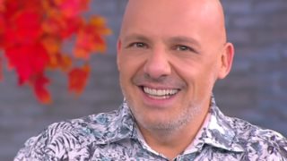 Video Of The Day: Ο Μουτσινάς έκανε έναρξη στο άδειο πλατό &amp; ξέχασε τη Βάνια! Ξεκαρδιστικό στιγμιότυπο on air