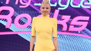 Η Φαίη Σκορδά για μία ακόμα εμφάνιση στο "My Style Rocks" - Δες την πασαρέλα!