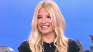 Φαίη Σκορδά: Με τον μικρό Δημήτρη στην εκπομπή! Δείτε τον διάλογό τους on air