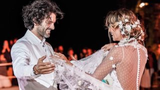 Αθηνά Οικονομάκου: Οι αδημοσίευτες φωτογραφίες του γάμου της με αφορμή την επέτειό της!