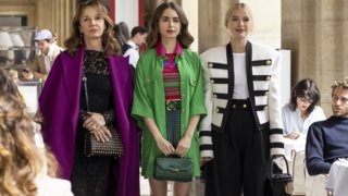 Με αέρα Hollywood | Οι πρωταγωνίστριες του Emily in Paris με glam εμφανίσεις στο κόκκινο χαλί της πρεμιέρας