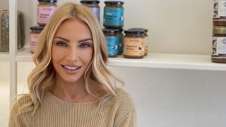 Θύμα διαδικτυακής απάτης η Έλενα Τσαβαλιά: &quot;Προσέξτε, προσπαθούν να σας παραπλανήσουν&quot;