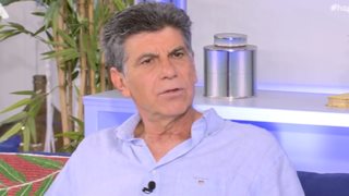Ο Γιάννης Μπέζος δεν μάσησε τα λόγια του: &quot;Υπάρχουν εκπομπές τελείως ανόητες που κάνουν νούμερα&quot;