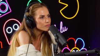 Ντορέττα Παπαδημητρίου: "Πόσο να δικαιολογήσουμε ότι οι άνθρωποι είναι βαθιά δυστυχισμένοι και για αυτό σε βρίζουν;"