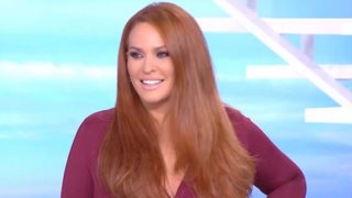 Σίσσυ Χρηστίδου: "Ήταν πολύ στοχευμένη η μπηχτή της Φαίης Σκορδά"