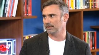 Γιώργος Καπουτζίδης: "Έχουμε εξαρτήσεις από πράγματα, πάντα προσπαθούμε να πετύχουμε - Τώρα απλώς απολαμβάνω την ελευθερία μου"