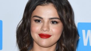 Selena Gomez: Ξύρισε τα μαλλιά της