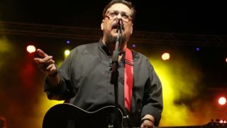 Λαυρέντης Μαχαιρίτσας
: Δείτε την τελευταία του συνέντευξη πριν προβληθεί στην τηλεόραση!