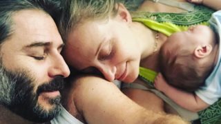 Ο Αλέξανδρος Μπουρδούμης στο πιο τρυφερό οικογενειακό στιγμιότυπο – Δείτε την φωτογραφία