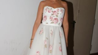 Μαρία Μπεκατώρου: Με ολόσωμο μαγιό στην παραλία