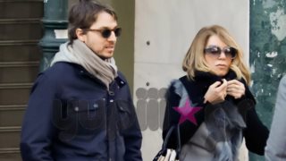 Έλλη Στάη: Στο πλευρό του γιου της, λίγο πριν γίνει γιαγιά! Οι πρώτες φωτογραφίες με την εγκυμονούσα νύφη της