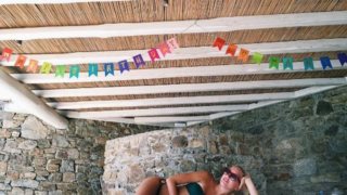 Η Εγγονή Του Τέως Έγινε 20 χρονών: Οι φωτογραφίες με μαγιό στο Instagram