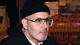 Τάσος Σοφρωνίου: &quot;Υπήρξε παράλογη εμμονή με την τοξικότητα - Προτιμώ να με &quot;θάψει&quot; έξυπνα ένας επαγγελματίας από το να κάνει την κουτσομπόλα της γειτονιάς&quot;