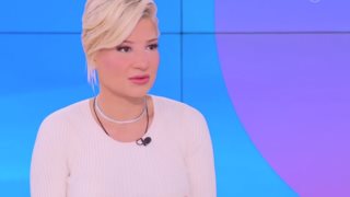 Αντέδρασε η Φαίη Σκορδά: "Ανατρίχιασα σαν μαμά όταν το άκουσα. Είναι χυδαίο"