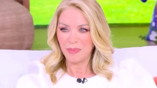 Έλλη Στάη: &quot;Η συνεργασία με τον Νίκο Ευαγγελάτο ήταν ένα εκβιαστικό ντουέτο&quot;